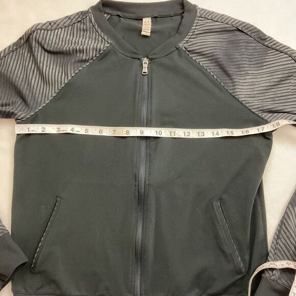 Under Armour Jacket Women’s Medium Black Full Zip Semi-Fitted All Season Gear - Picture 7 of 10